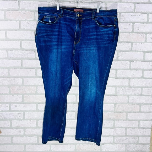 Judy Blue Skinny Fit  Dark Wash Capri Jeans Size 24W - Picture 3 of 9